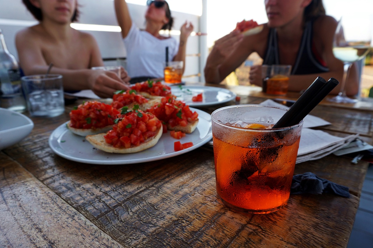 夏日炎炎，饮食健康不能忽视——夏季饮食小常识全攻略